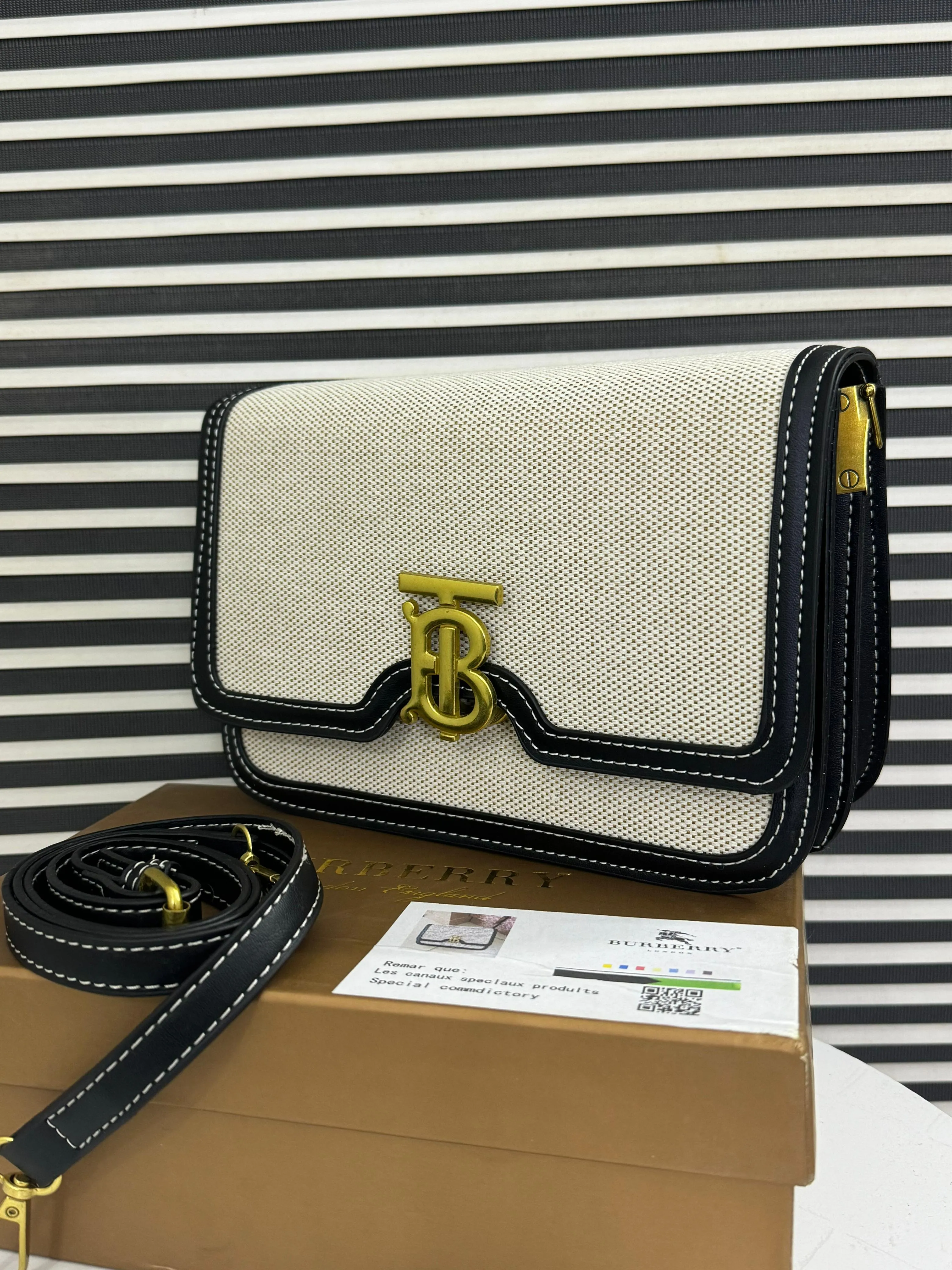 Burberry Cowhide P Crossbody