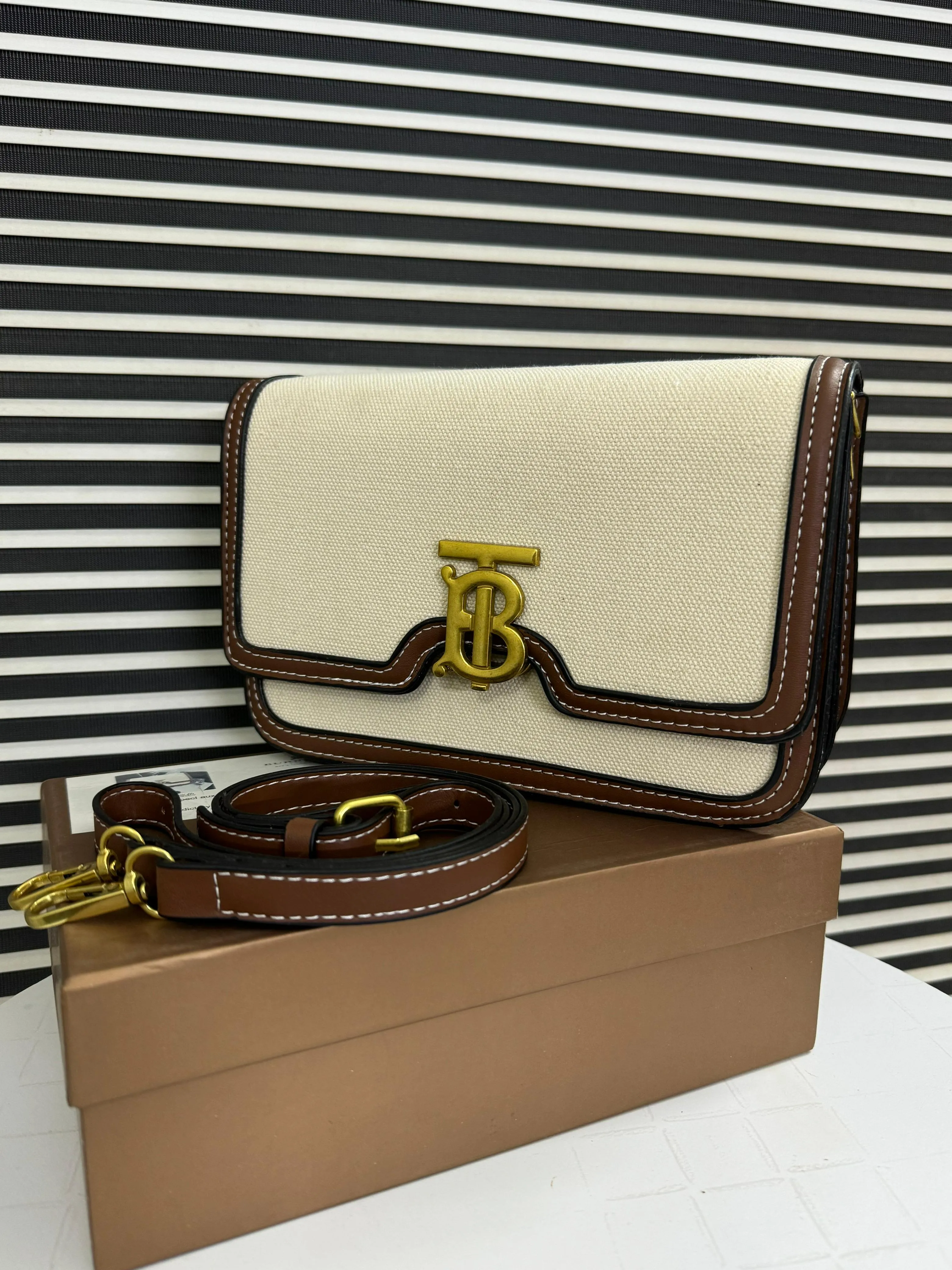 Burberry Cowhide P Crossbody