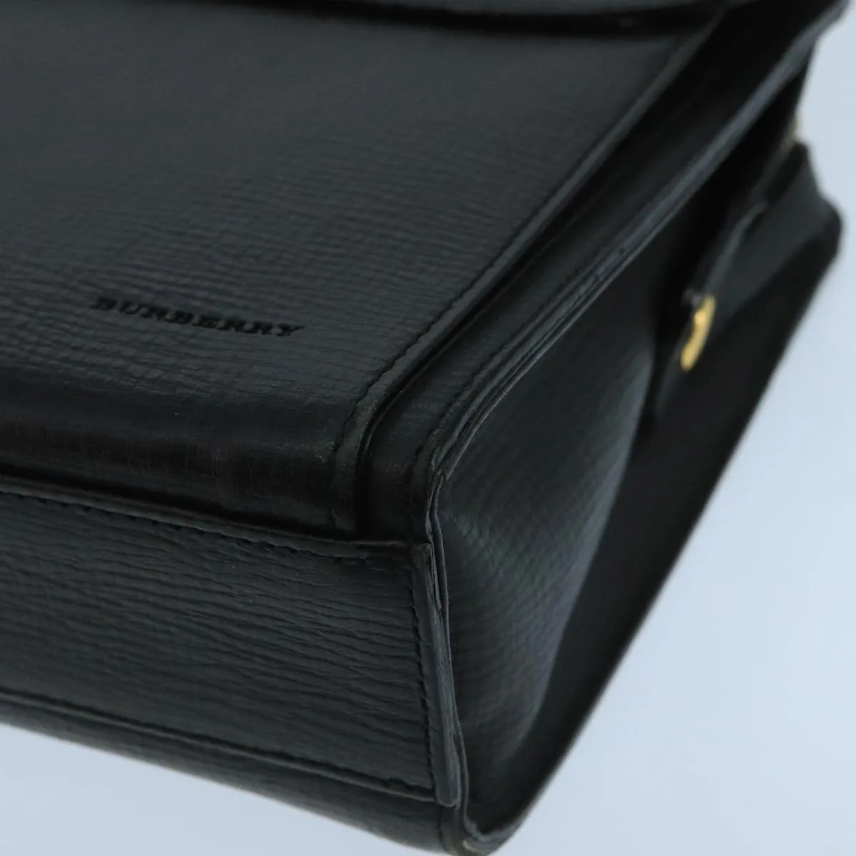 Burberry  Leather Clutch Bag (Pre-Owned)
