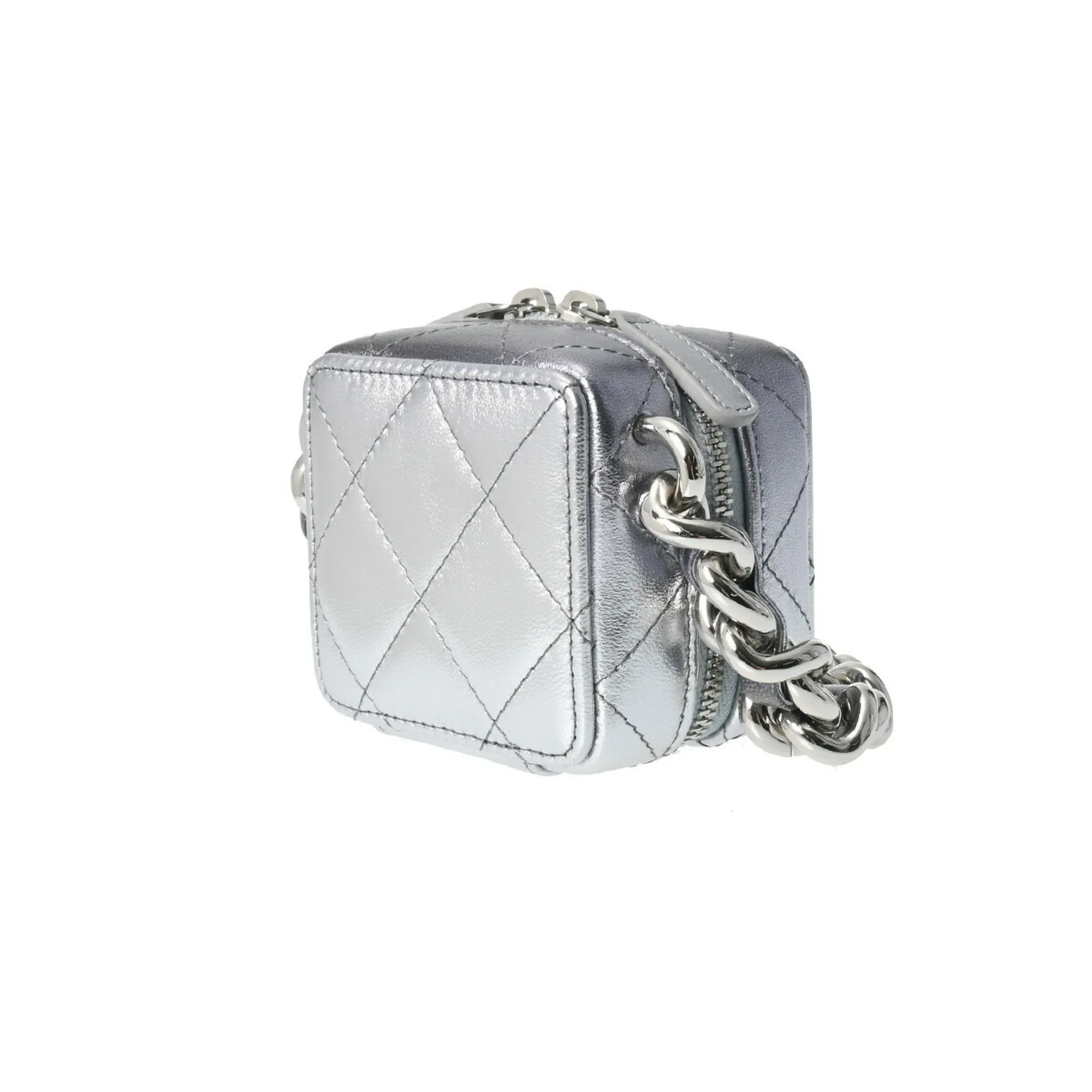 Chanel Matelass Leather Clutch Bag (Pre-Owned)