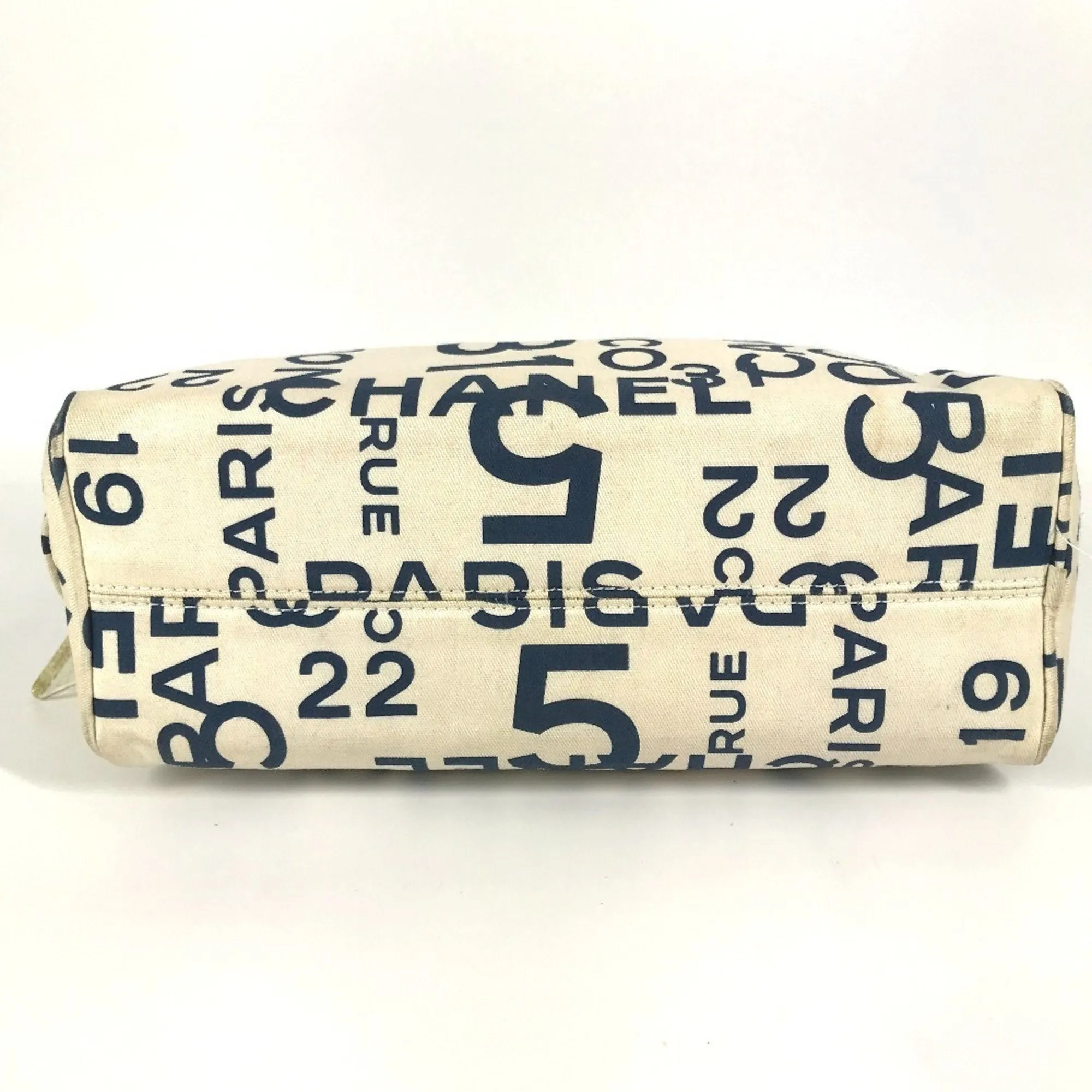 Chanel Navy Canvas Clutch Bag (Pre-Owned)