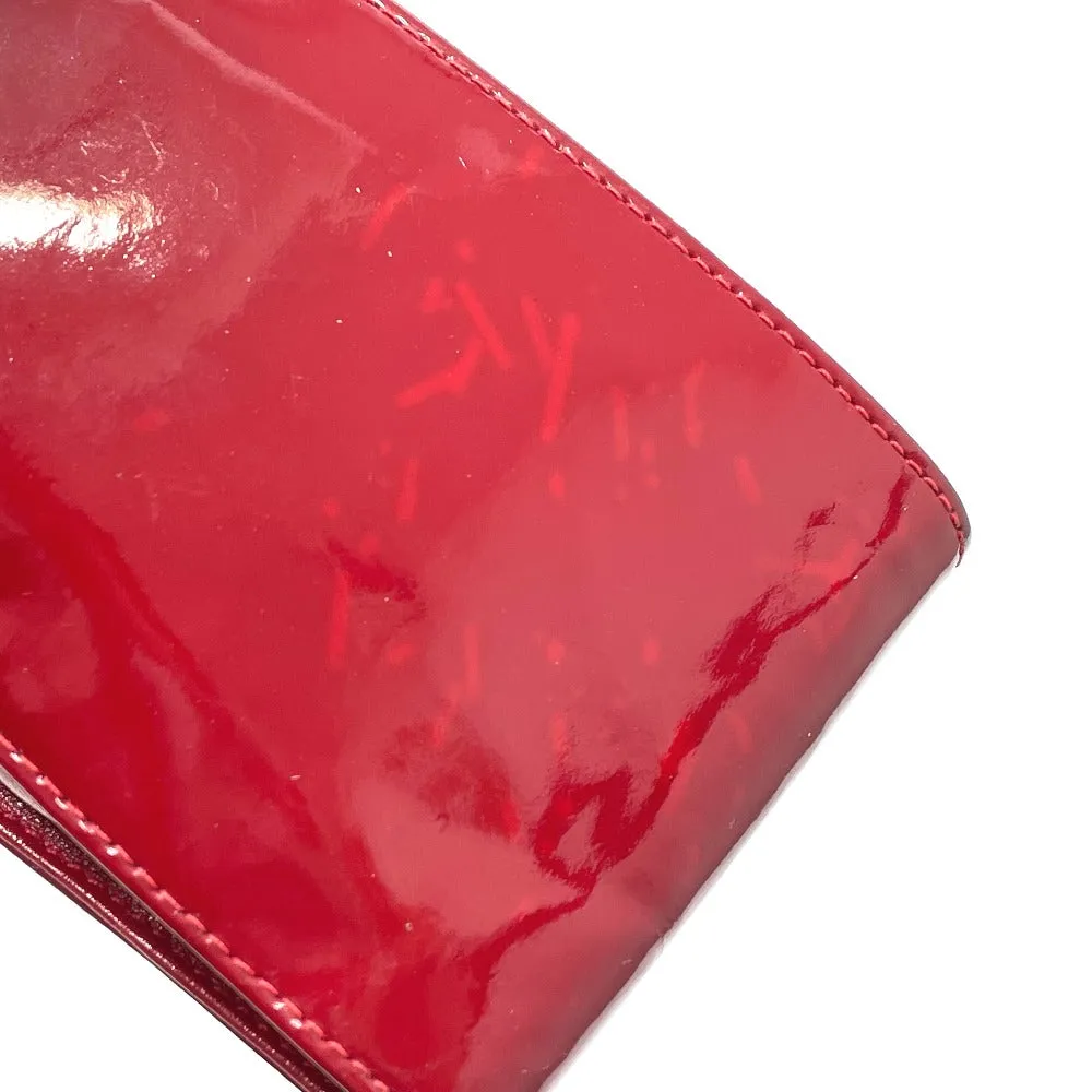 CHANEL Shoulder Bag Patent leather Red CCCOCO Mark Chain pochette