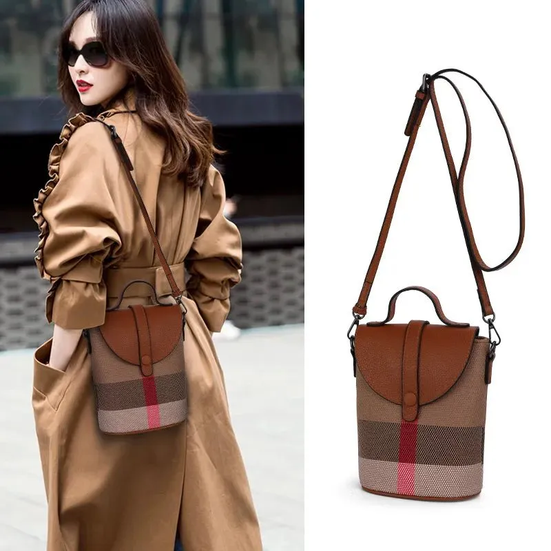 Chic Mini Lattice Canvas Crossbody: Fashionable and Functional