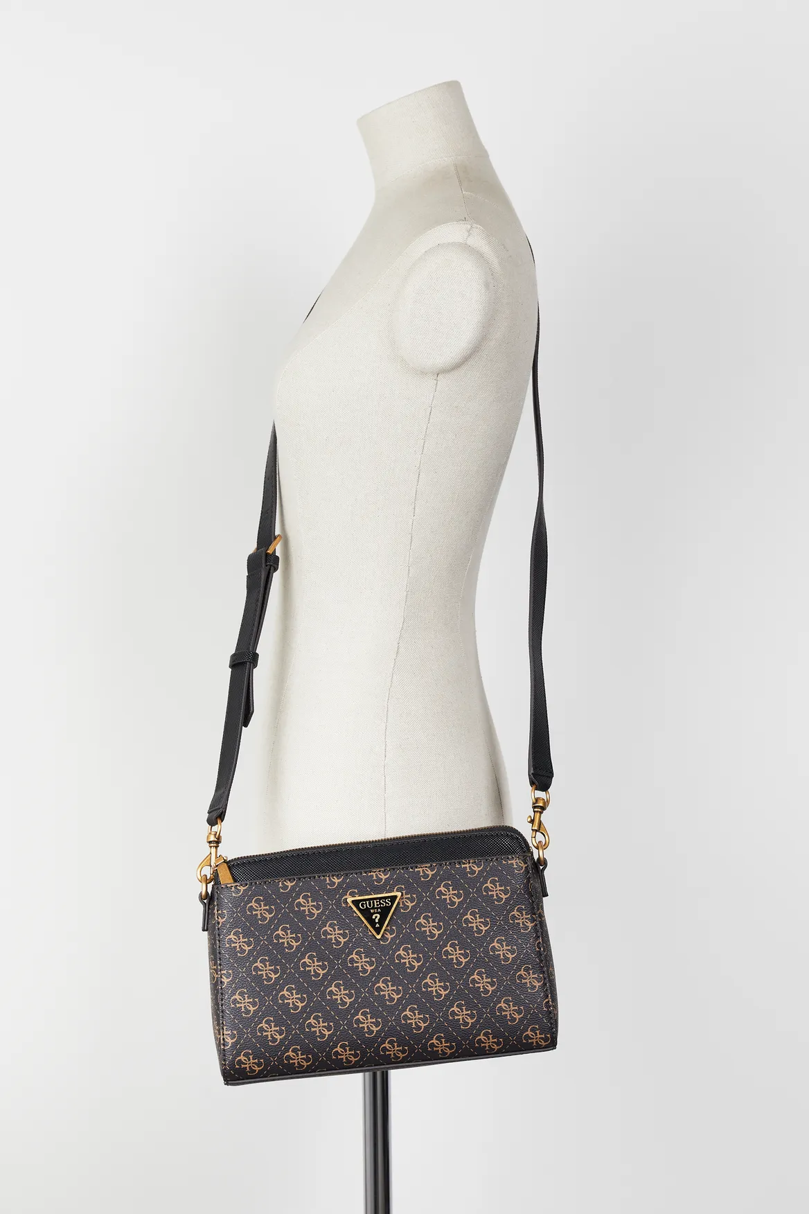 Cordelia Girlfriend Crossbody Bag