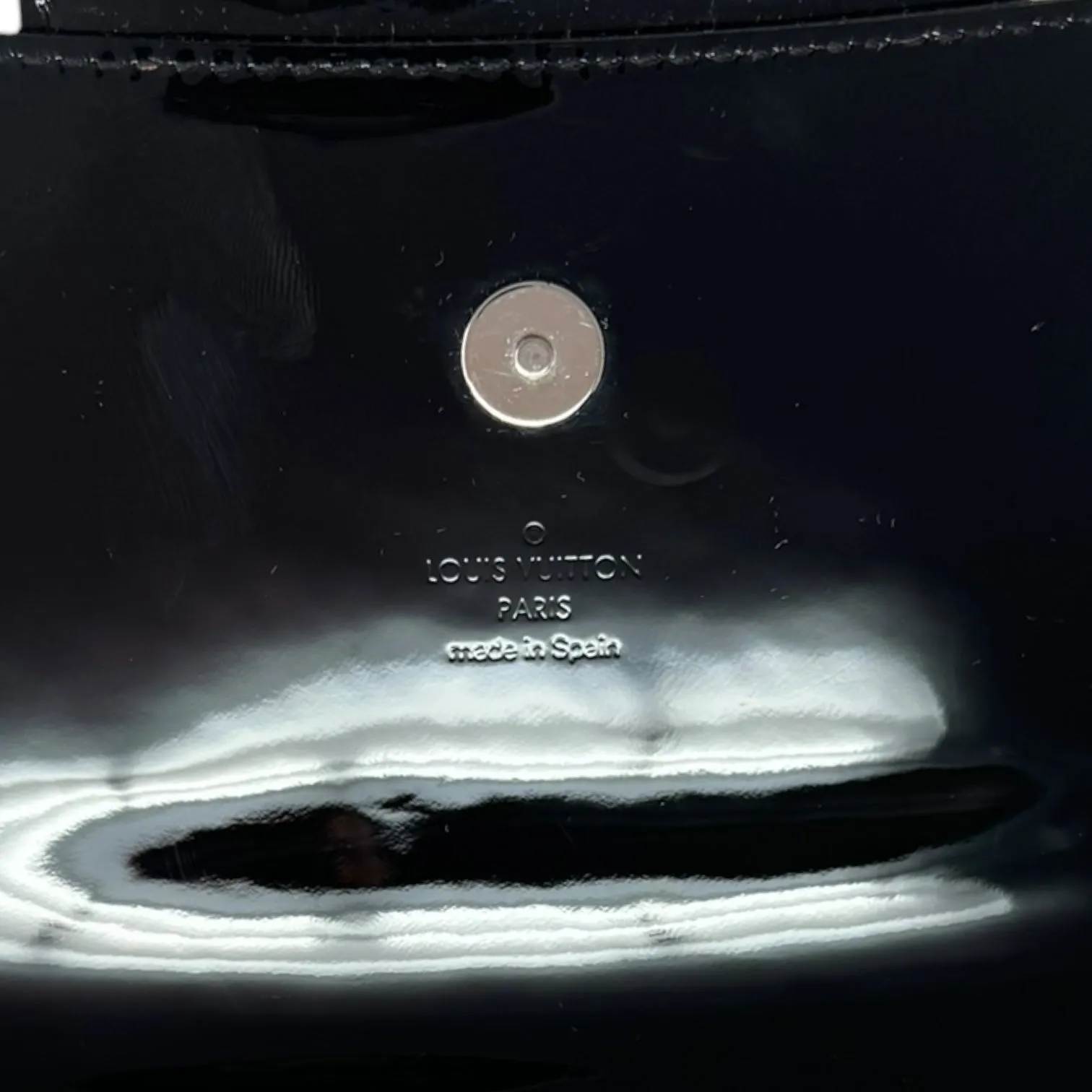 Electric Sobi Embossed Patent Epi Leather Clutch Luxury Designer By Louis Vuitton, Size: Large