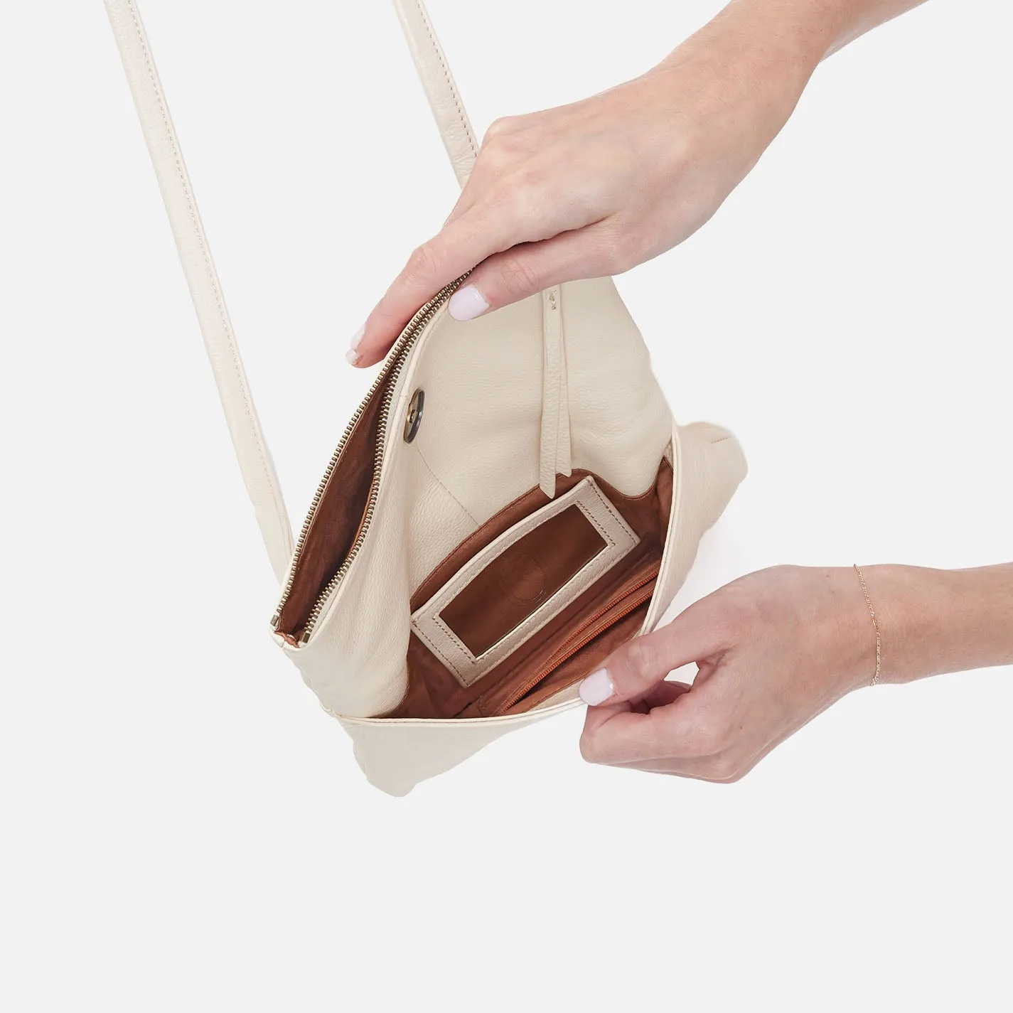 Grant Small Crossbody In Pebbled Leather - Cream