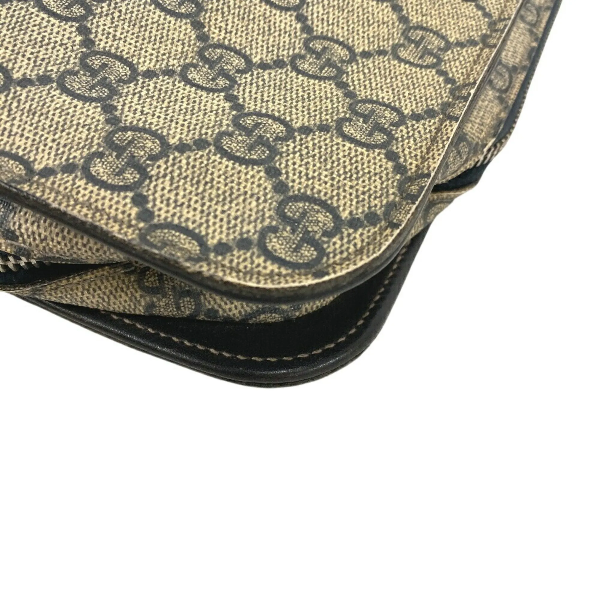 Gucci Pvc Clutch Bag (Pre-Owned)