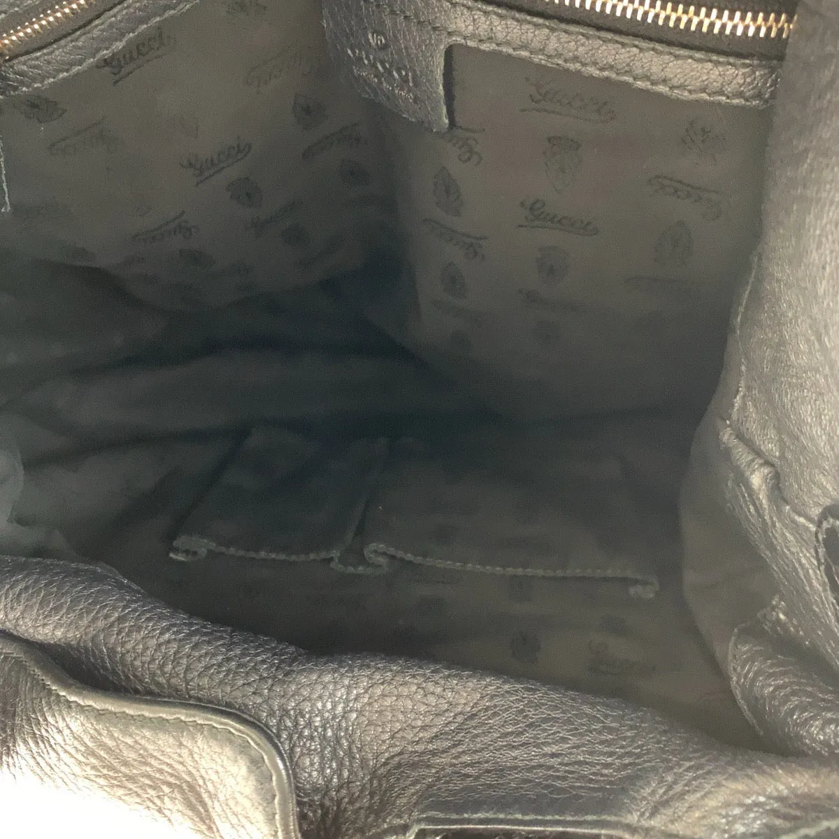GUCCI Shoulder Bag 232931 leather Black Gold Metal Embossed Leather Shoulder Bag G Wave Hobo Women Used