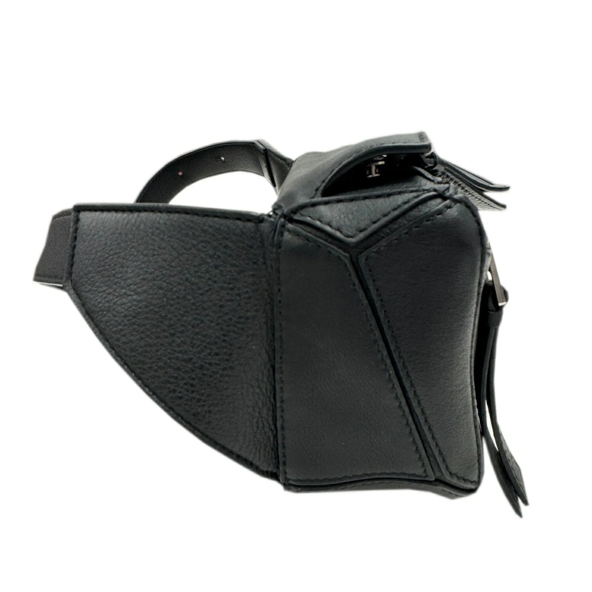 Loewe Puzzle Leather Clutch Bag (Pre-Owned)