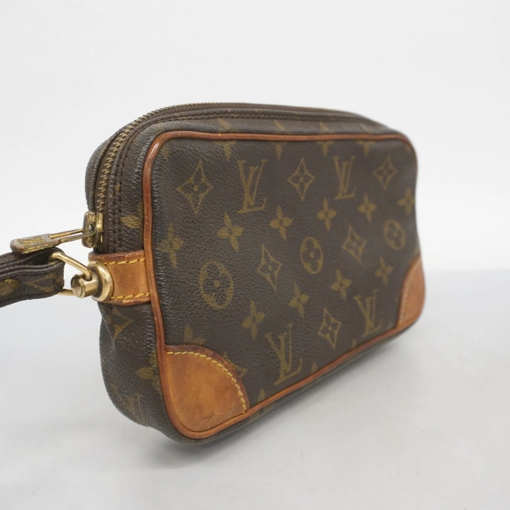 Louis Vuitton Clutch Bag (Pre-Owned)