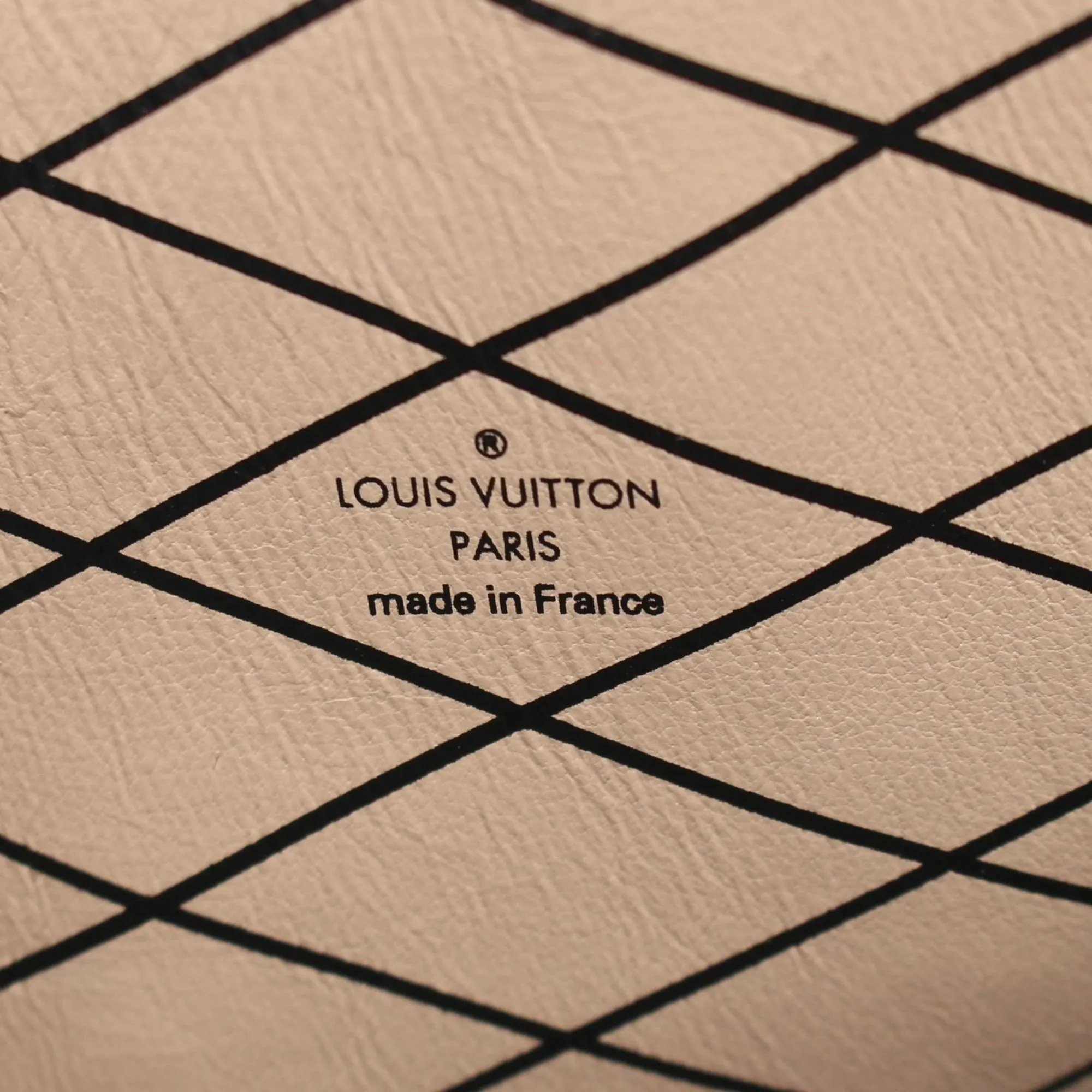 Louis Vuitton  Coated Canvas Monogram Reverse Pvc Leather Clutch Bag Shoulder Bag (Pre-Owned)