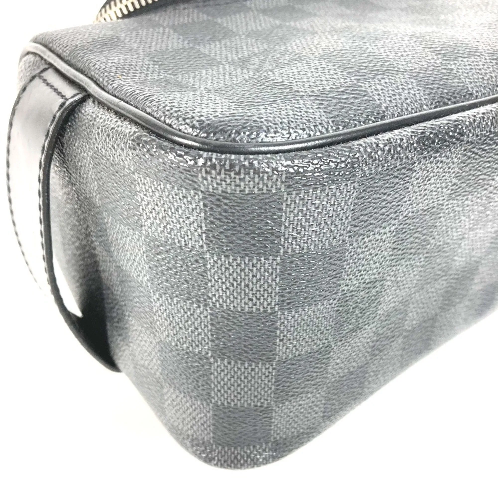 Louis Vuitton Damier Graphite Damier Graphite Clutch Bag (Pre-Owned)