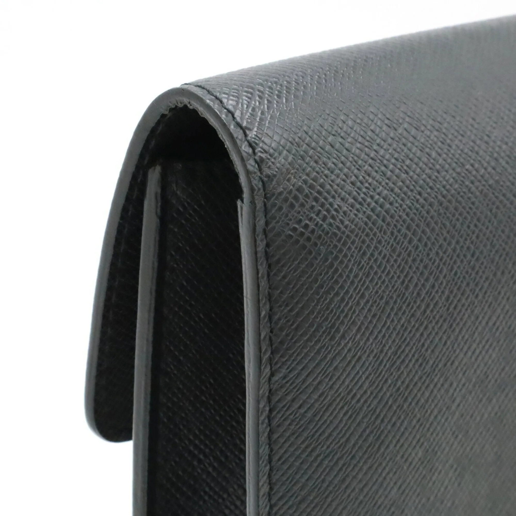 Louis Vuitton Leather Clutch Bag (Pre-Owned)
