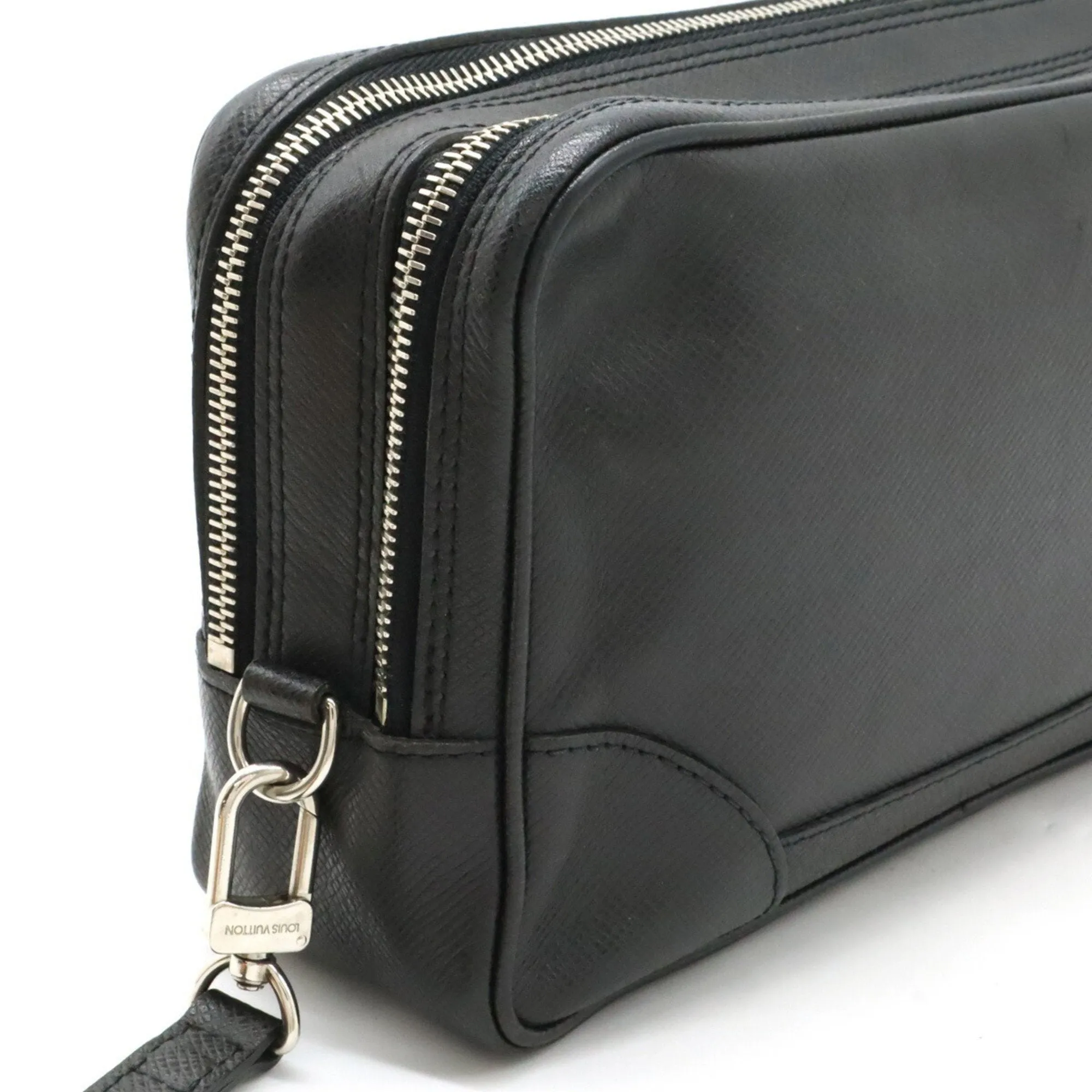 Louis Vuitton Pavel Leather Clutch Bag (Pre-Owned)