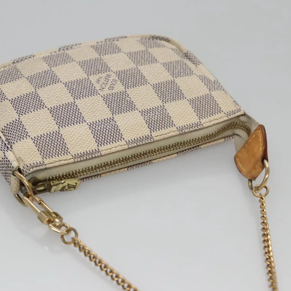 Louis Vuitton Pochette Accessoire Canvas Clutch Bag (Pre-Owned)