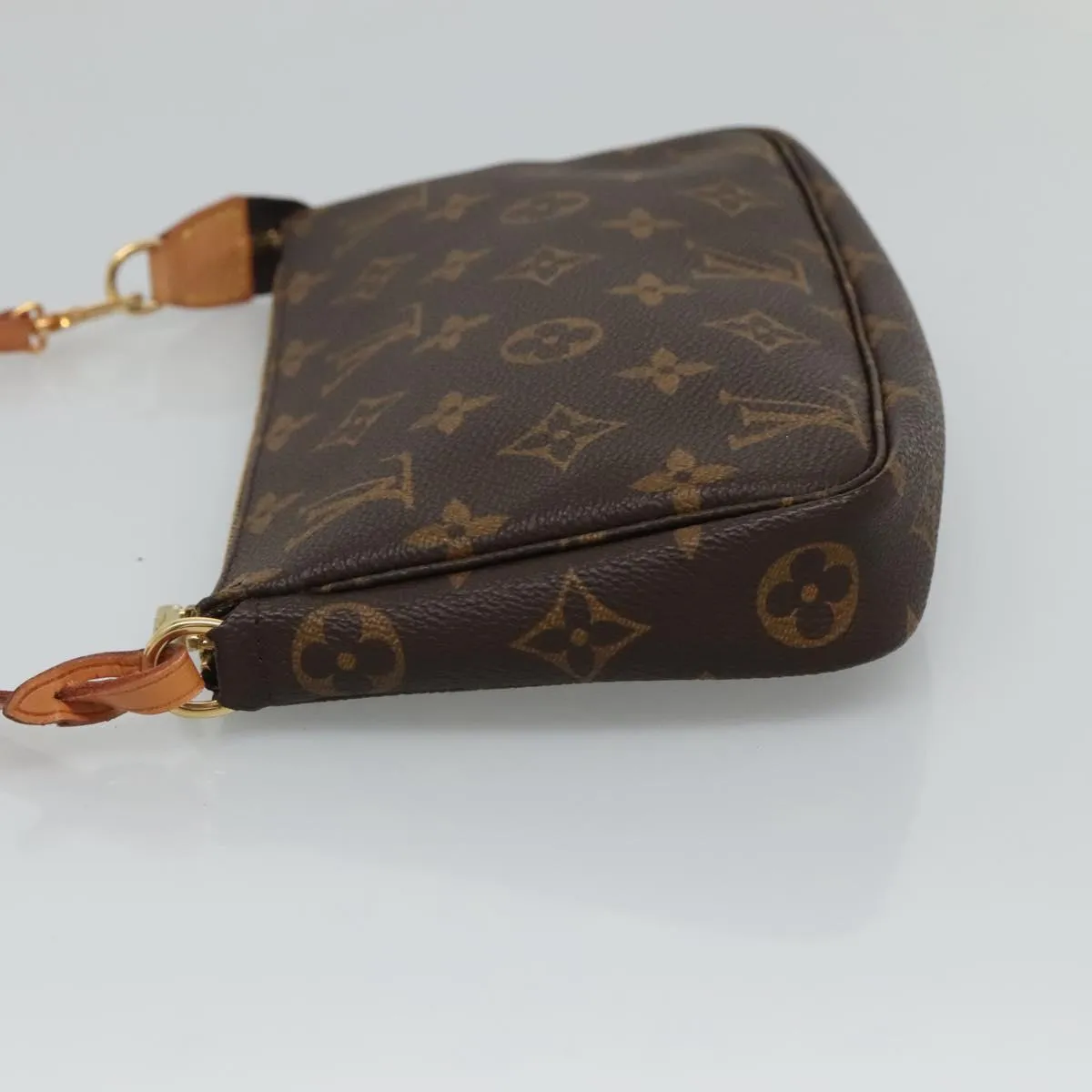 Louis Vuitton Pochette Accessoire Canvas Clutch Bag (Pre-Owned)