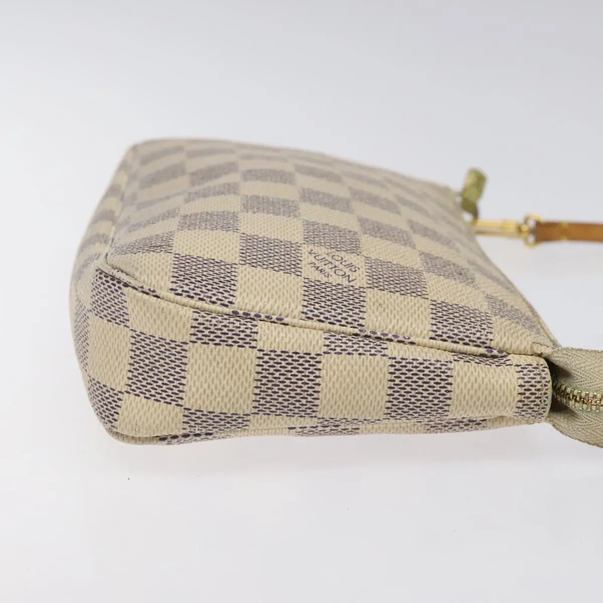 Louis Vuitton Pochette Accessoire Canvas Clutch Bag (Pre-Owned)