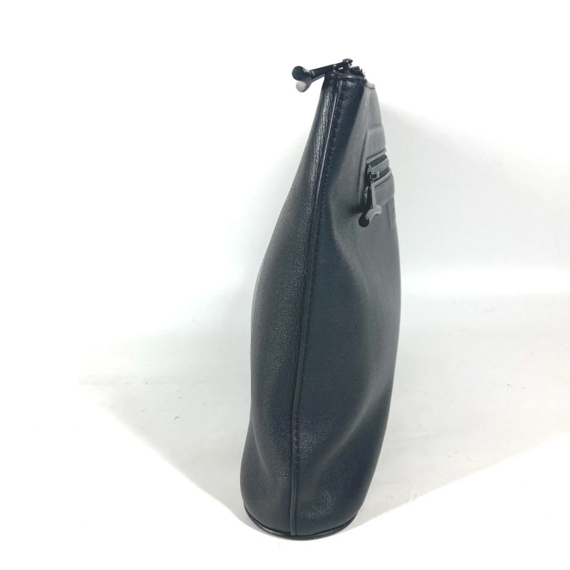 Louis Vuitton Pochette Cosmos Leather Clutch Bag (Pre-Owned)
