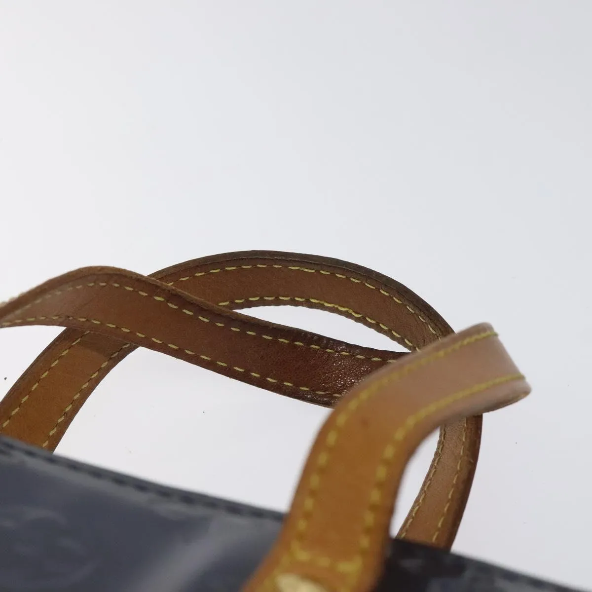Louis Vuitton Reade Patent Leather Handbag (Pre-Owned)