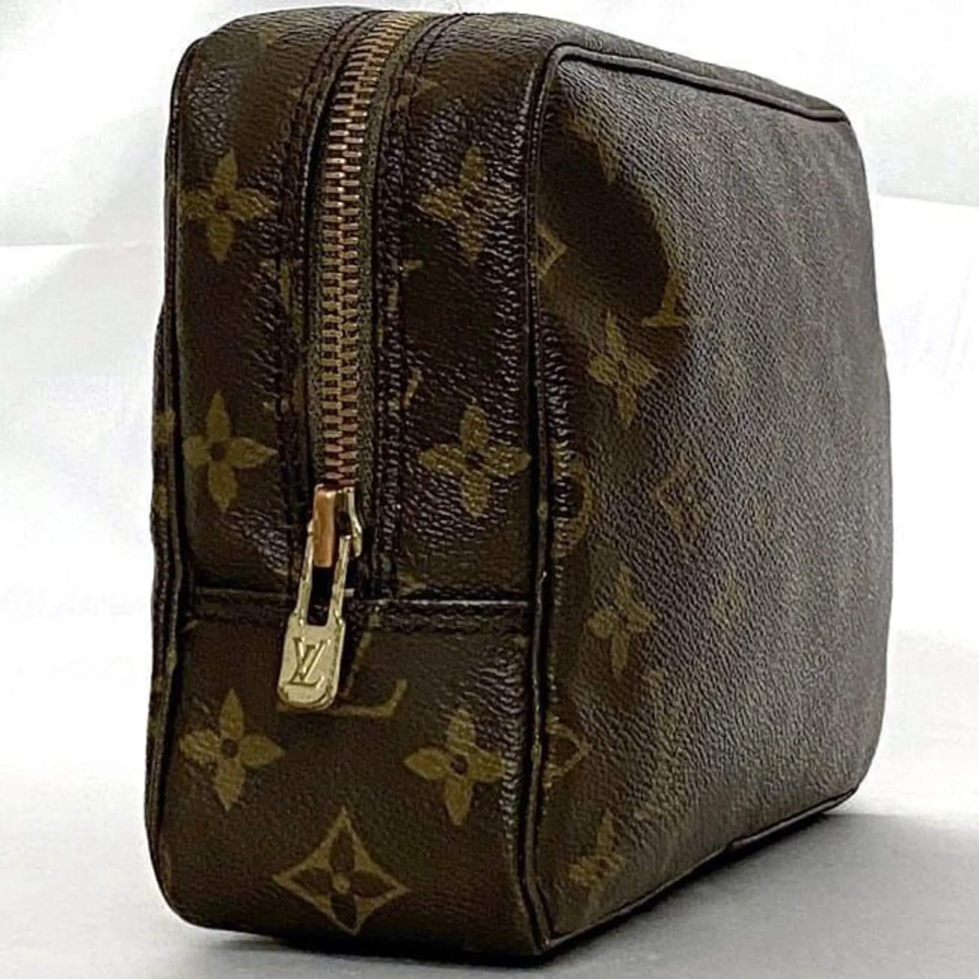 Louis Vuitton Trousse De Toilette Canvas Clutch Bag (Pre-Owned)