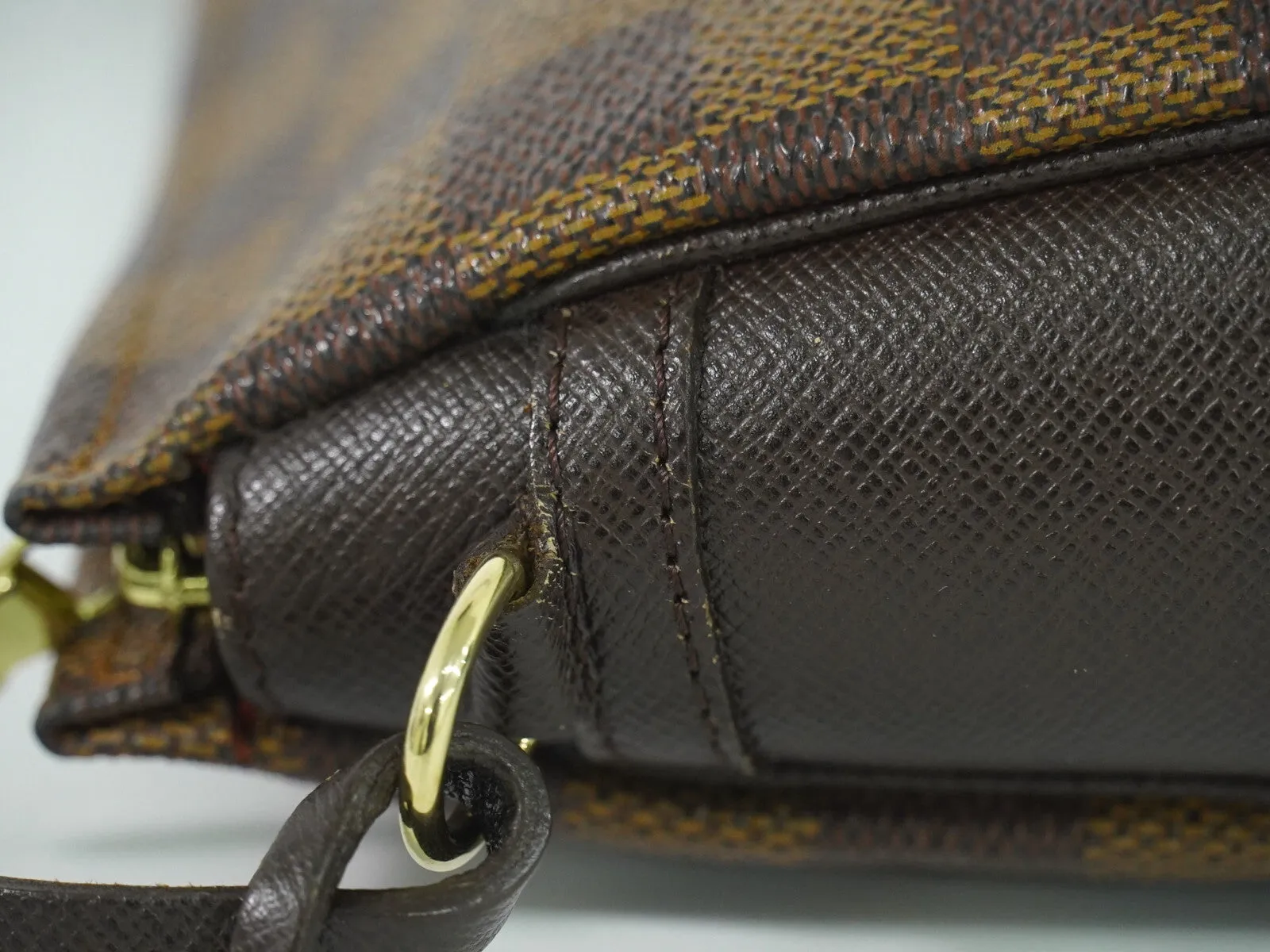 Louis Vuitton Trousse Makeup Canvas Clutch Bag (Pre-Owned)