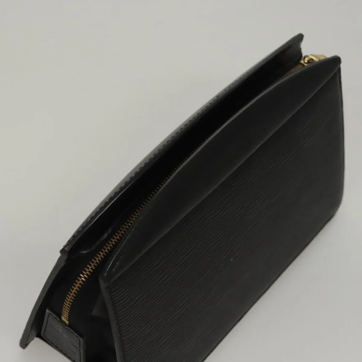 Louis Vuitton Truth Leather Clutch Bag (Pre-Owned)