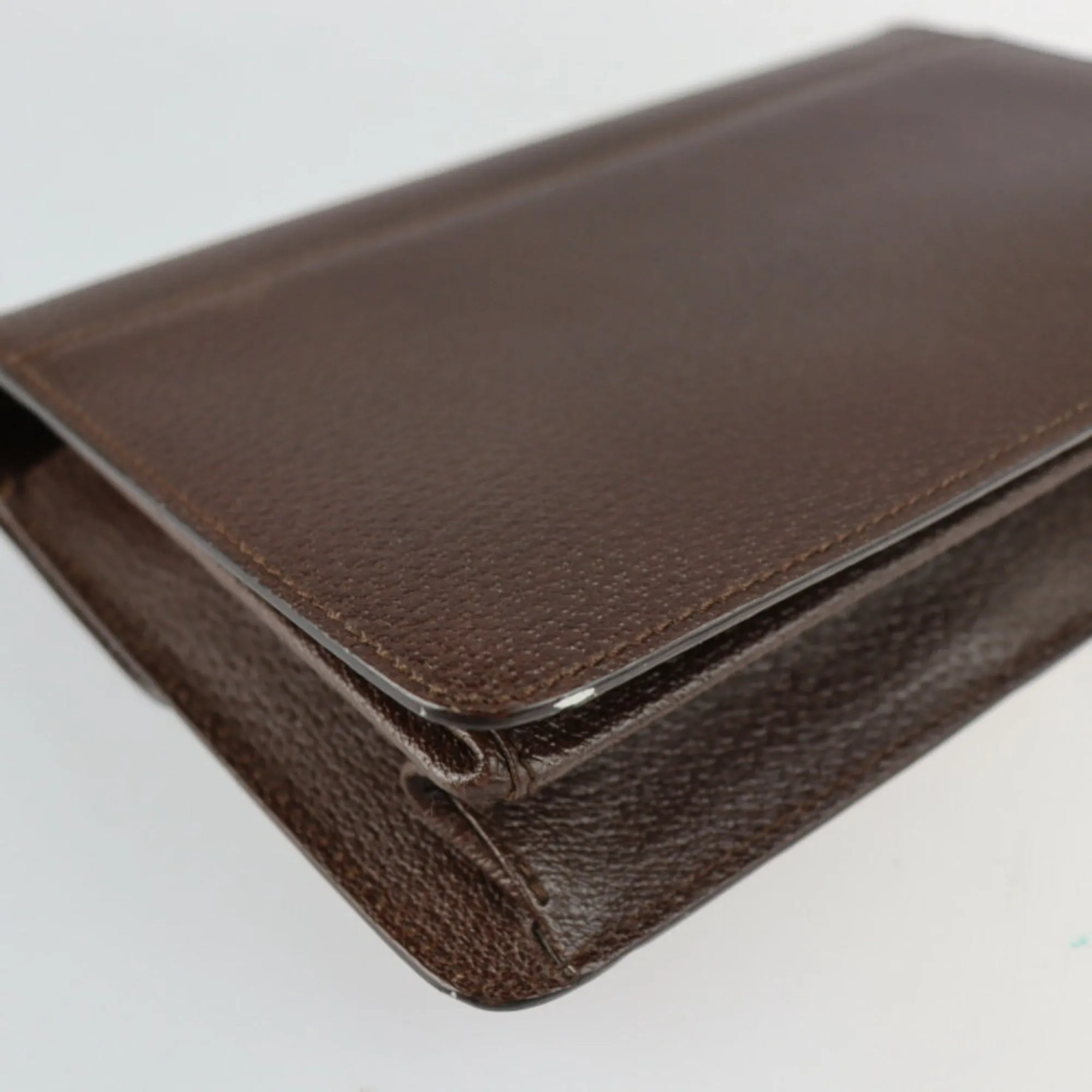 Salvatore Ferragamo  Leather Clutch Bag (Pre-Owned)