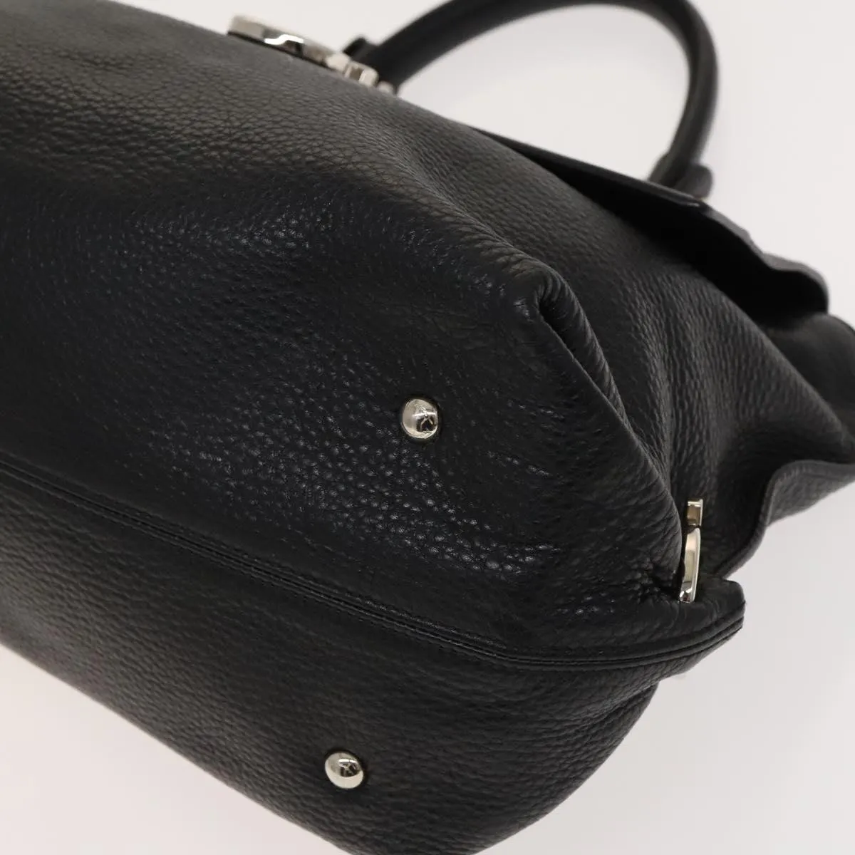 Salvatore Ferragamo Sofia Leather Handbag (Pre-Owned)