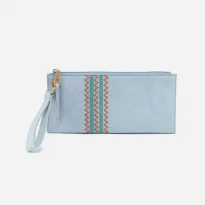 Vida Wristlet In Sky