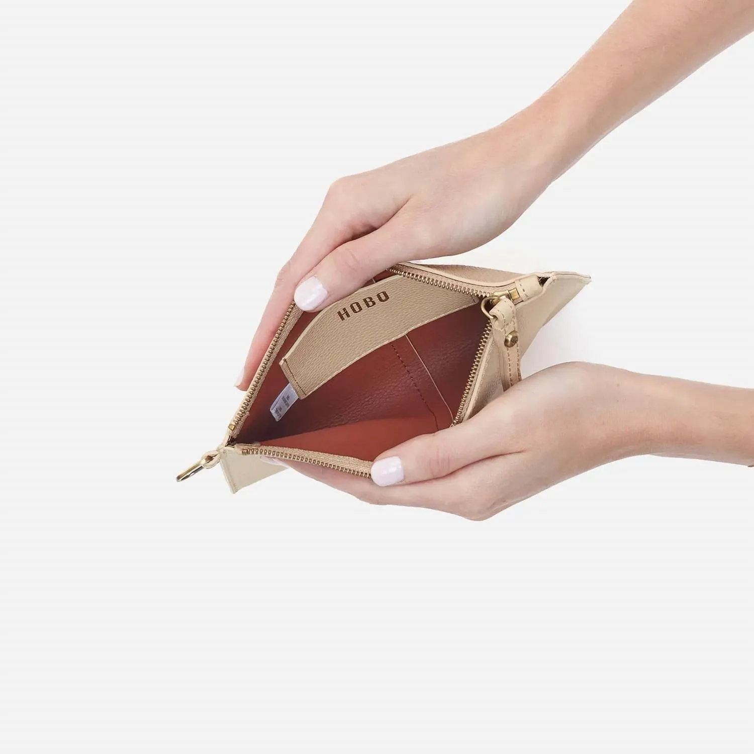 Women's Vida Small Pouch In Almond